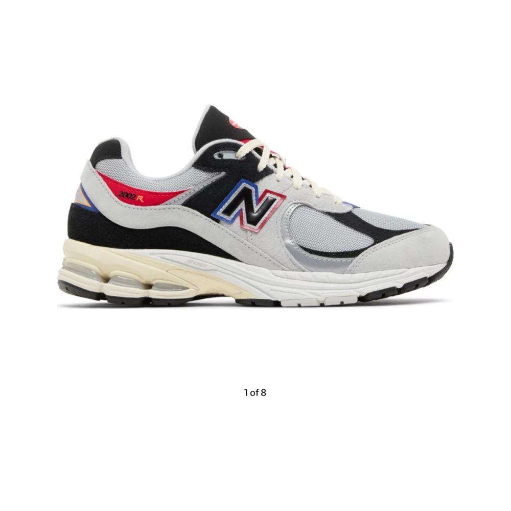 New balance DTLR x 2002R 'Virginia Is For Lovers'
Boys size 6 women’s 7.5